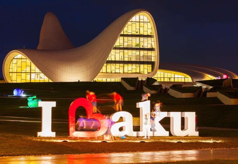 ۲۰ هزار گردشگر ایرانی هر سال به اسپانیا می روند